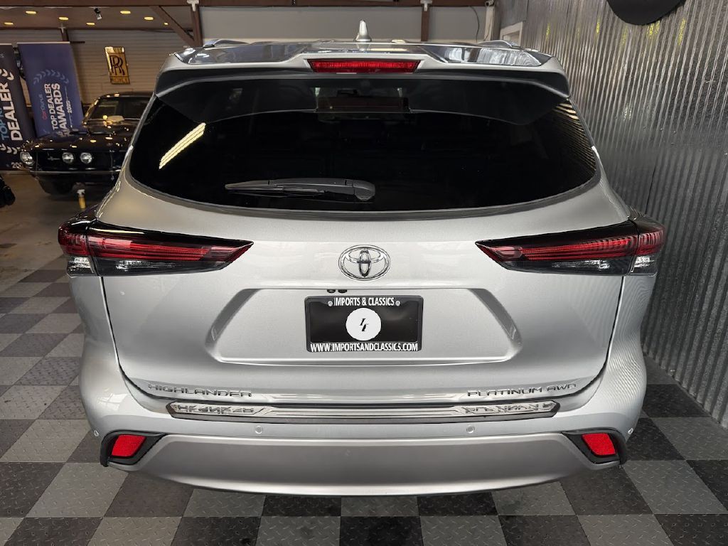 2024 Toyota Highlander Image 6