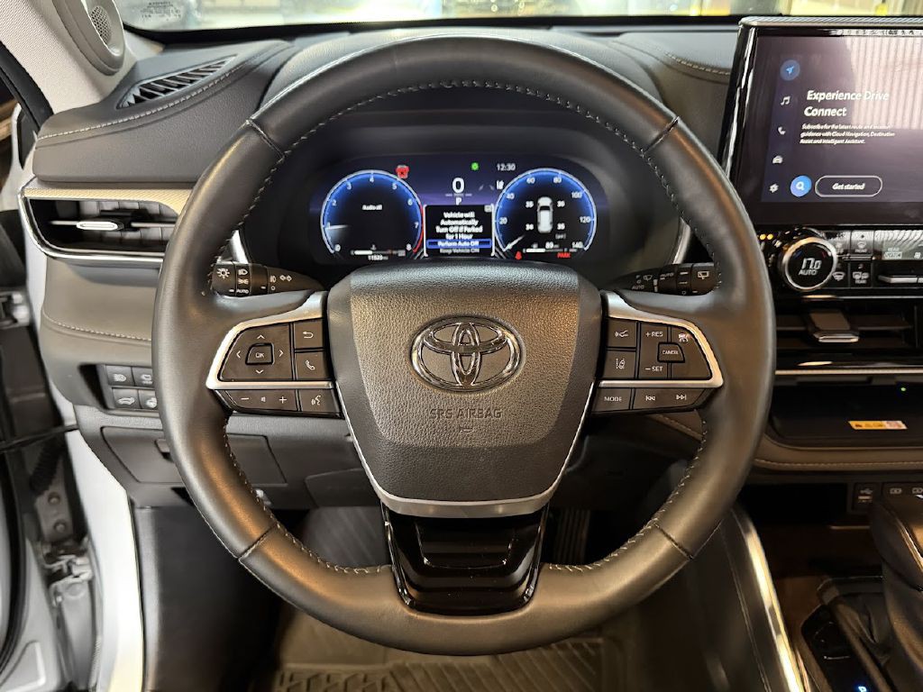2024 Toyota Highlander Image 18