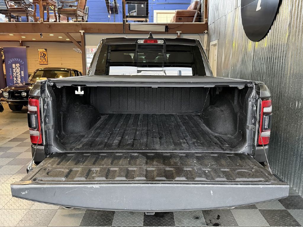 2022 RAM 1500 Image 9