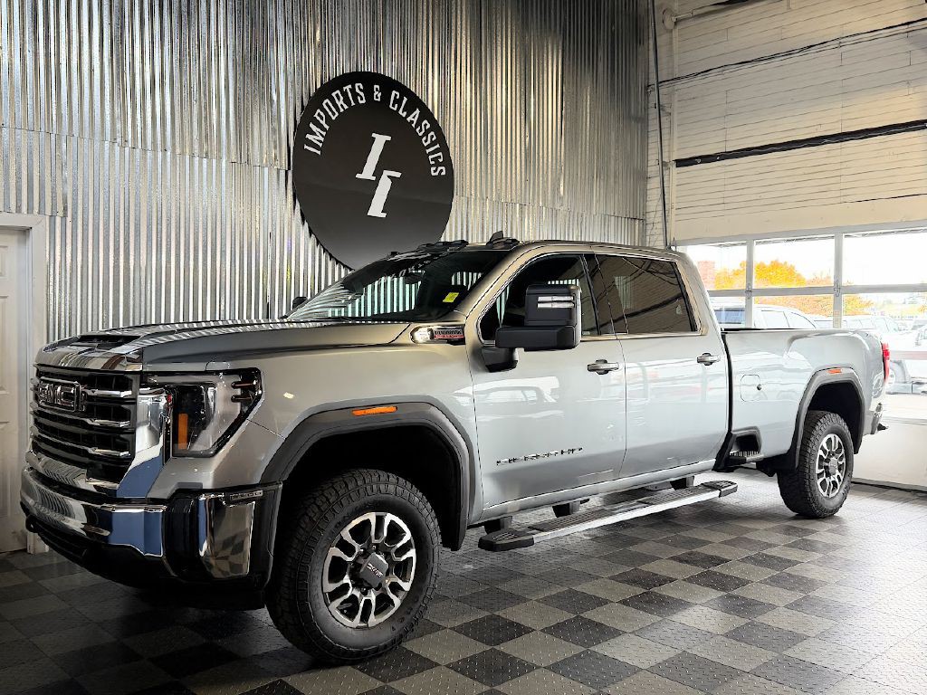 2024 GMC Sierra Image 1