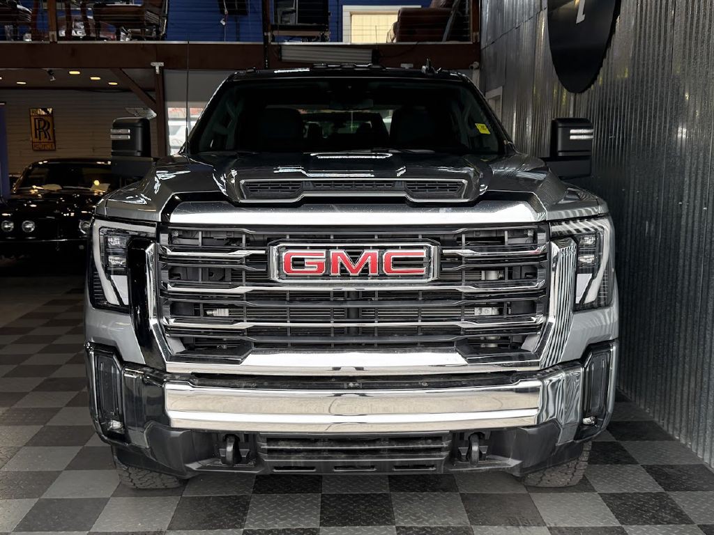 2024 GMC Sierra Image 5