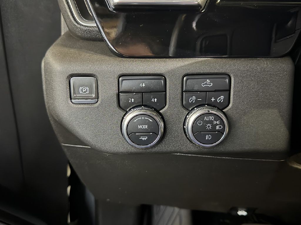 2024 GMC Sierra Image 18