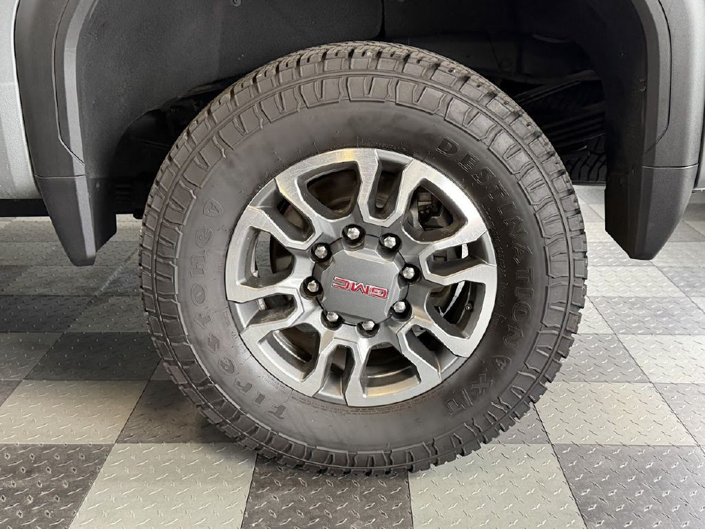 2024 GMC Sierra Image 23
