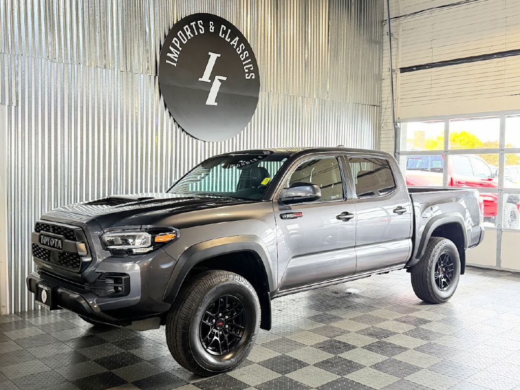 2020 Toyota Tacoma Image 1