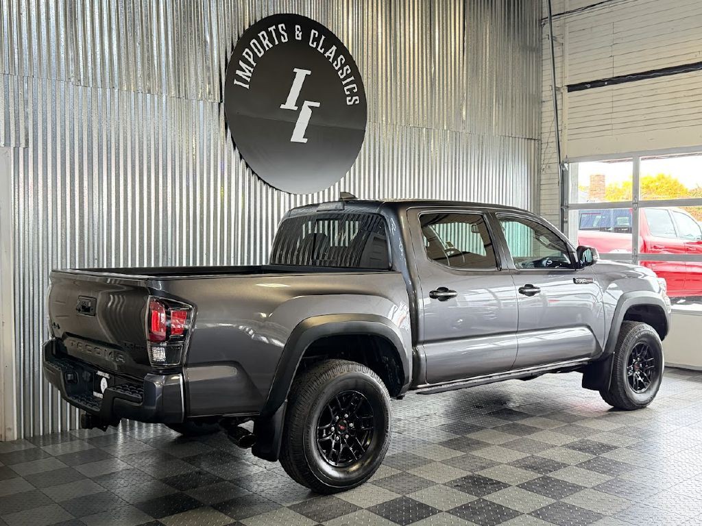 2020 Toyota Tacoma Image 3