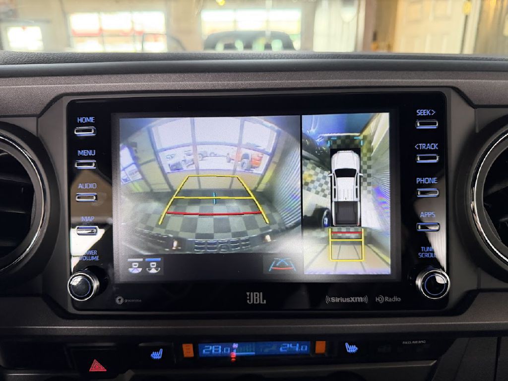 2020 Toyota Tacoma Image 23