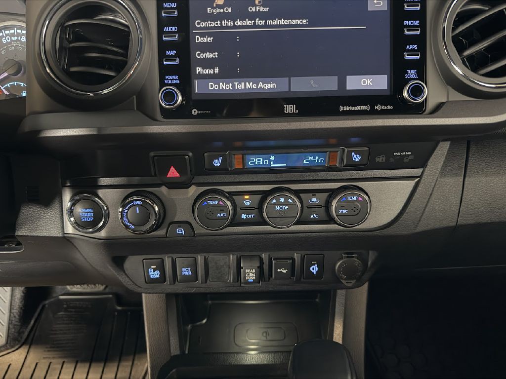 2020 Toyota Tacoma Image 24
