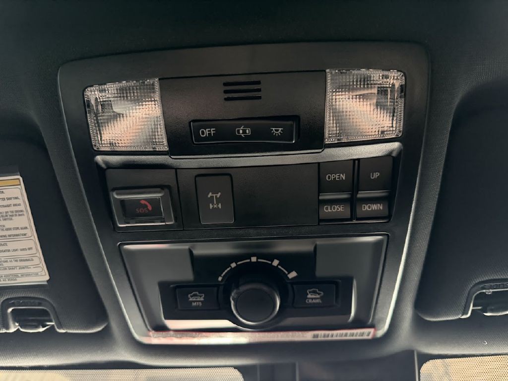 2020 Toyota Tacoma Image 25