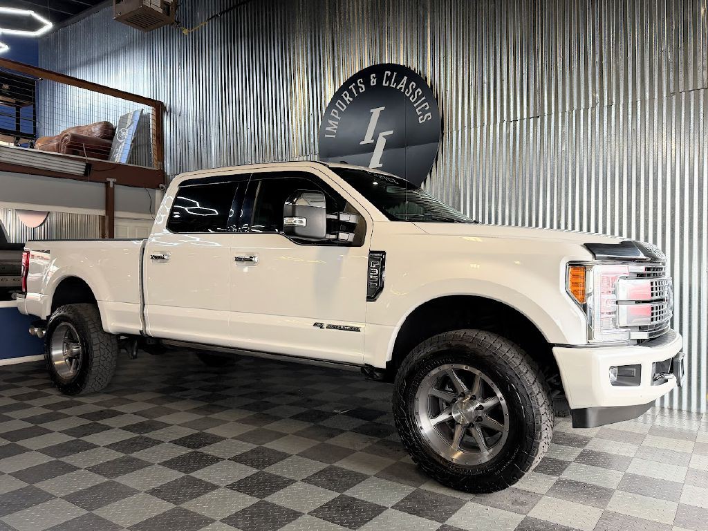2017 Ford F-350 Image 2