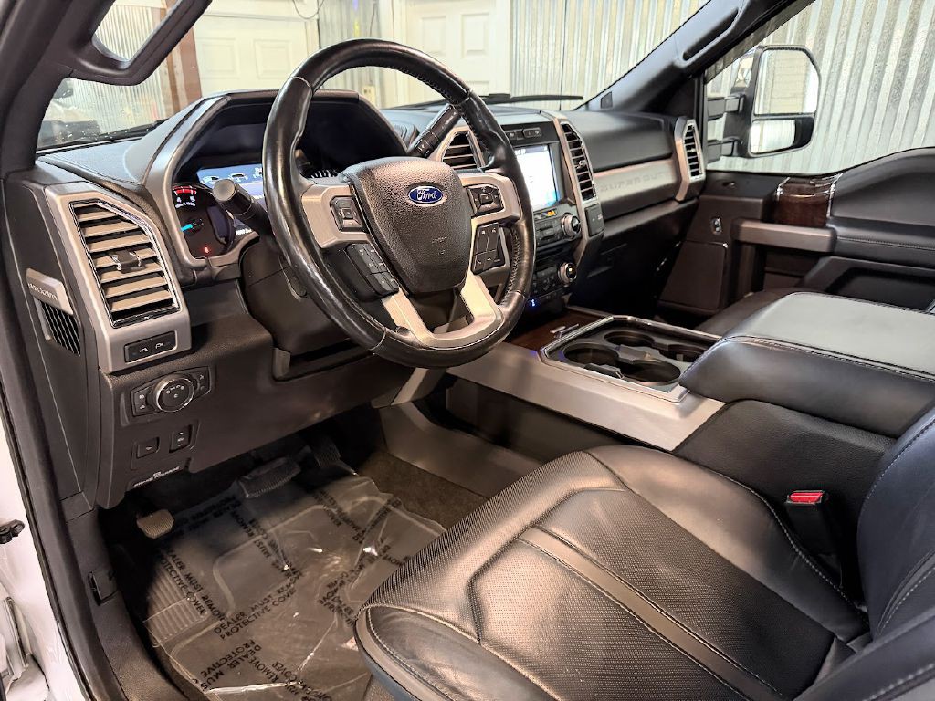 2017 Ford F-350 Image 10