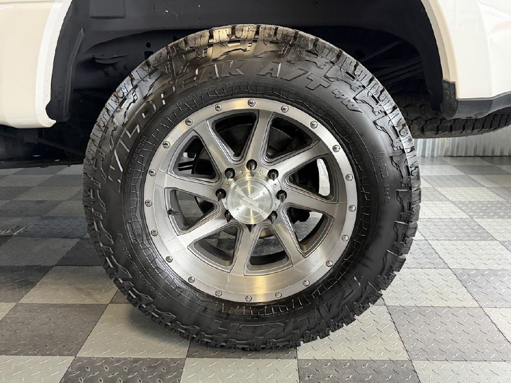 2017 Ford F-350 Image 32