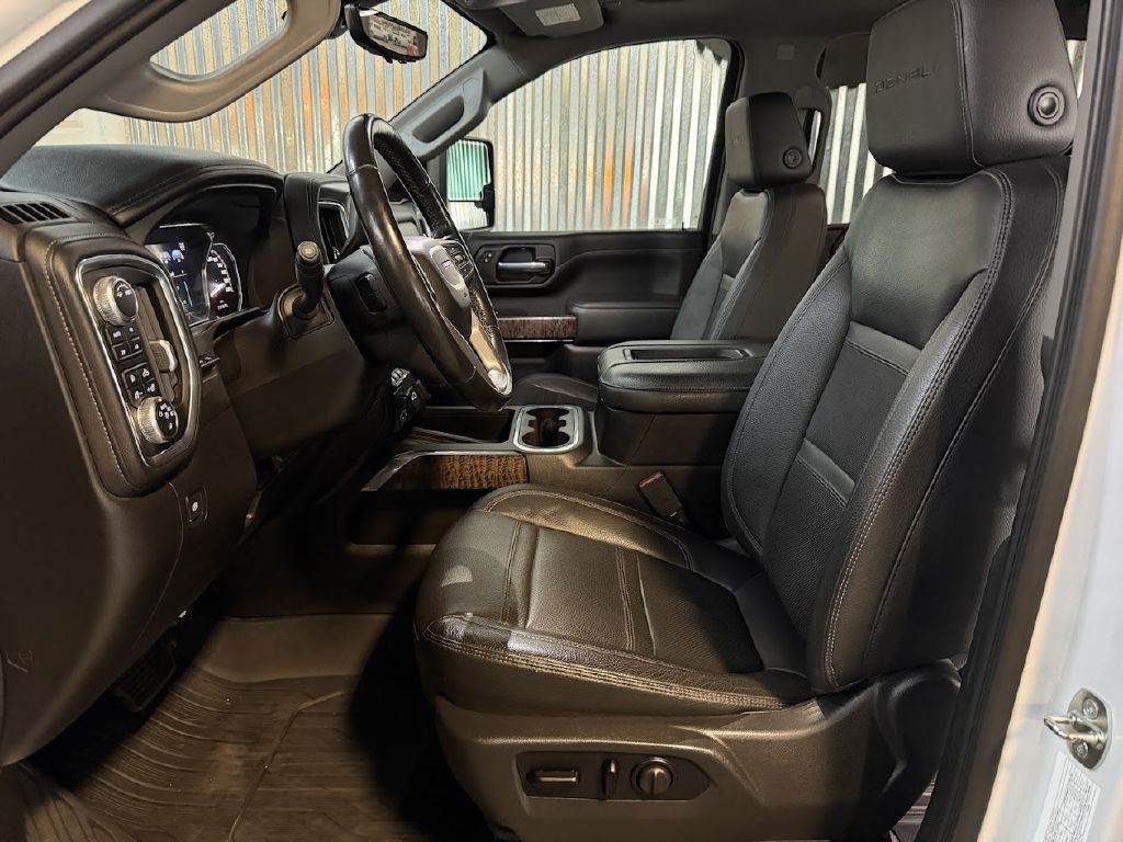 2021 GMC Sierra Image 12