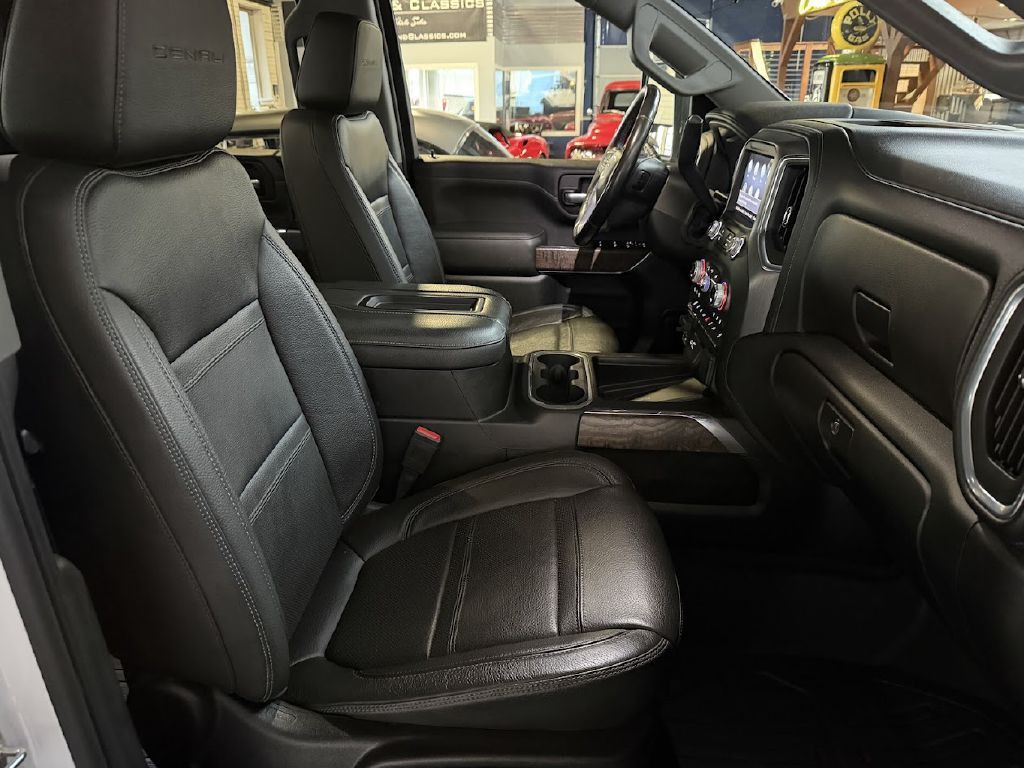 2021 GMC Sierra Image 13