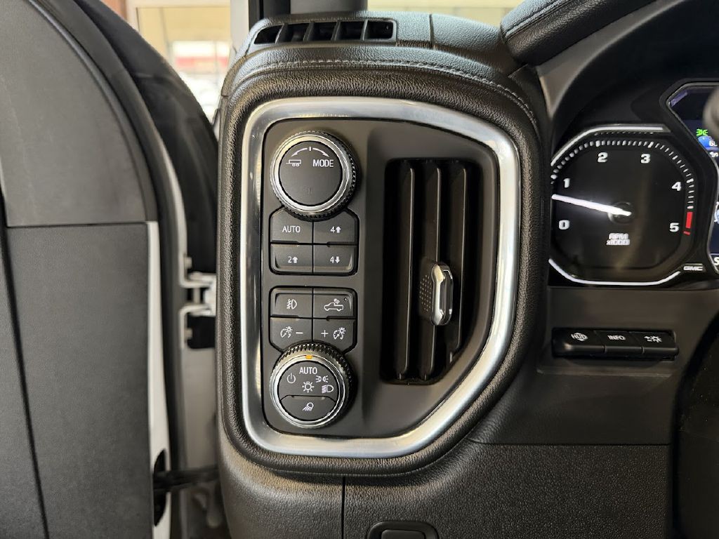 2021 GMC Sierra Image 27