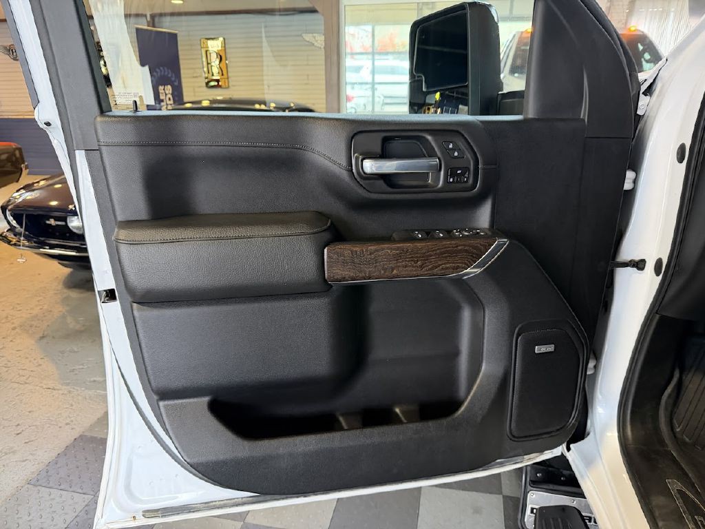 2021 GMC Sierra Image 30