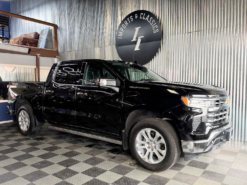 2022 Chevrolet Silverado 1500 Image 2