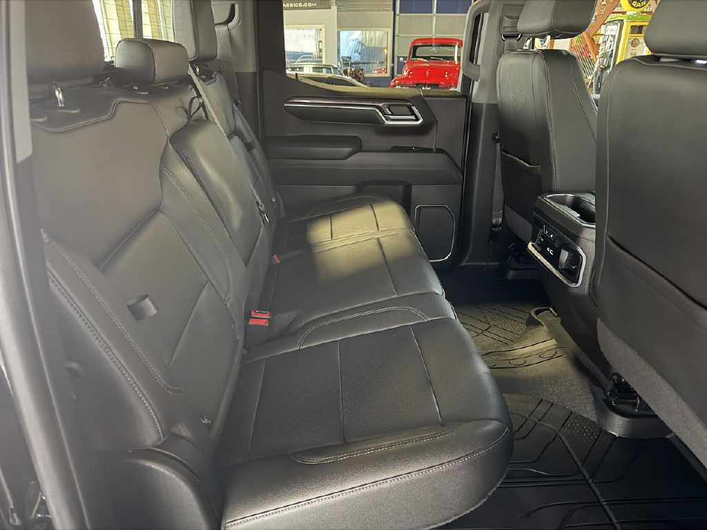 2022 Chevrolet Silverado 1500 Image 19