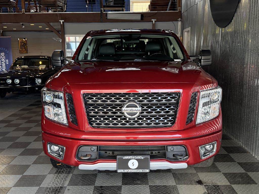 2018 Nissan Titan Image 6