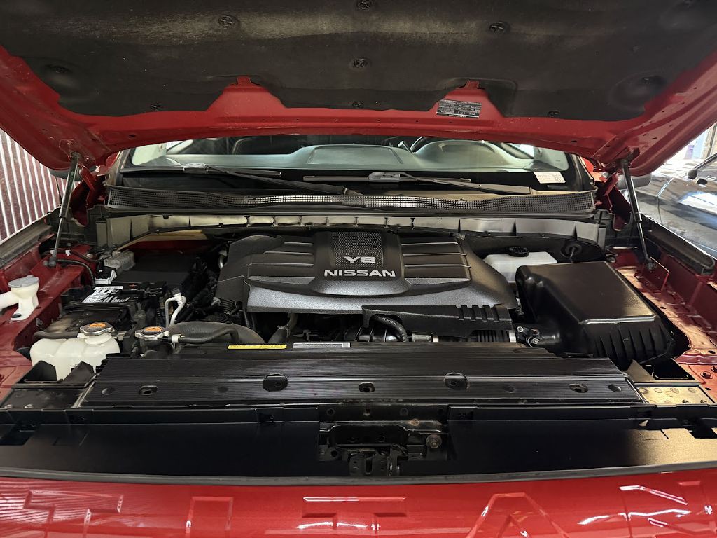 2018 Nissan Titan Image 33