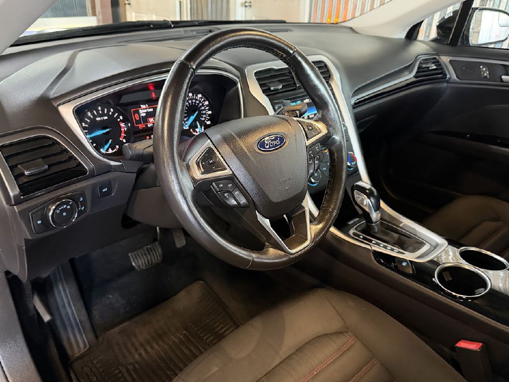 2013 Ford Fusion Image 10