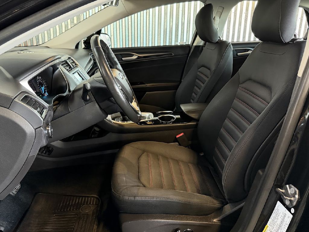 2013 Ford Fusion Image 11