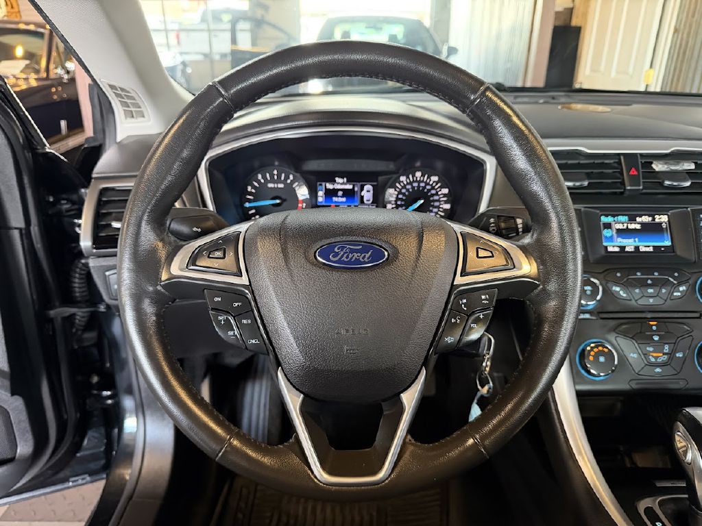 2013 Ford Fusion Image 17