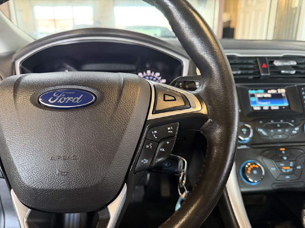 2013 Ford Fusion Image 19