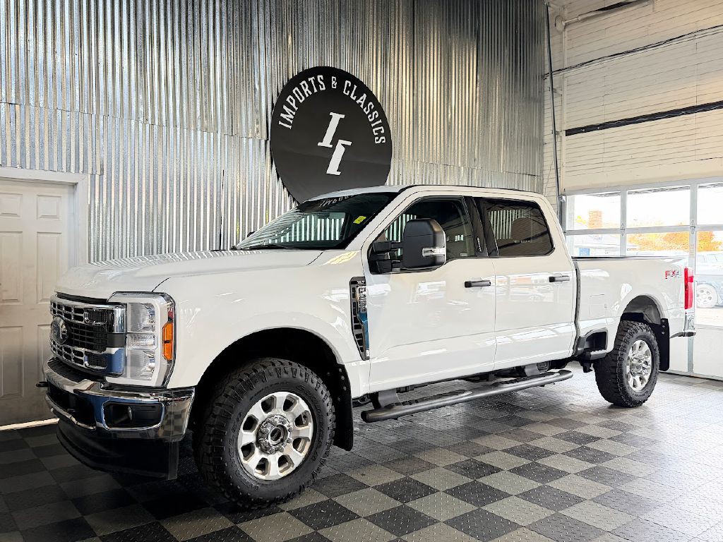 2023 Ford F-250 Image 1
