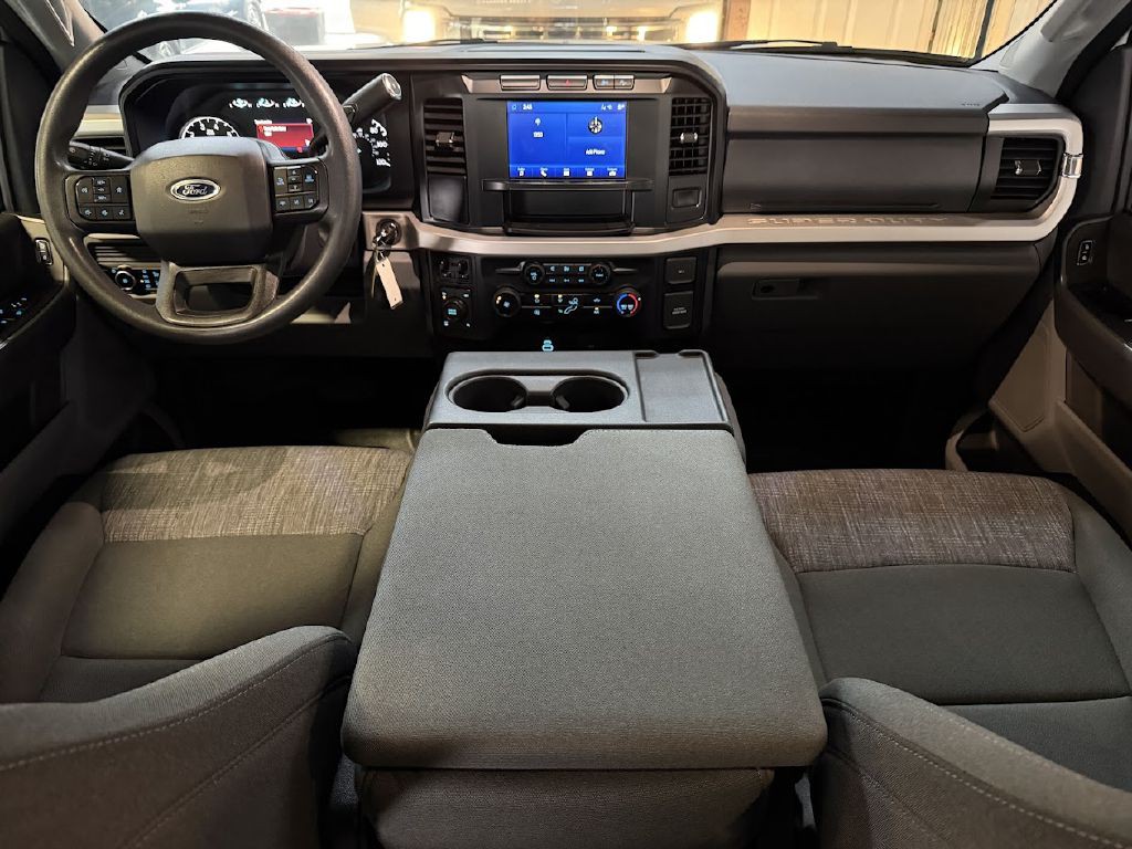 2023 Ford F-250 Image 9