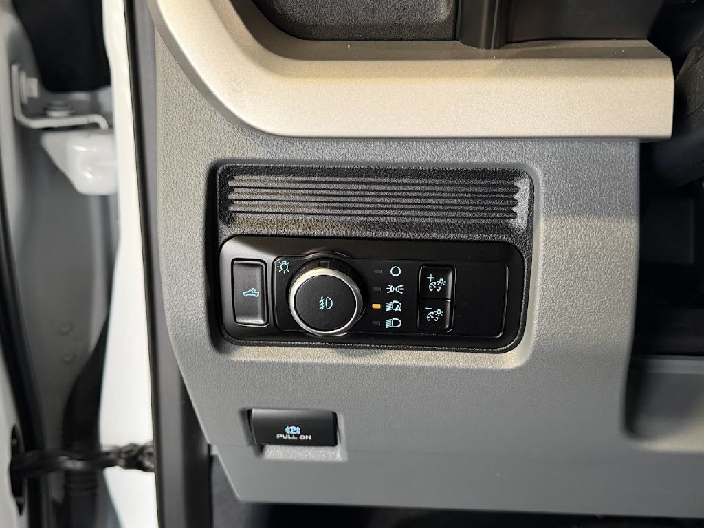 2023 Ford F-250 Image 26
