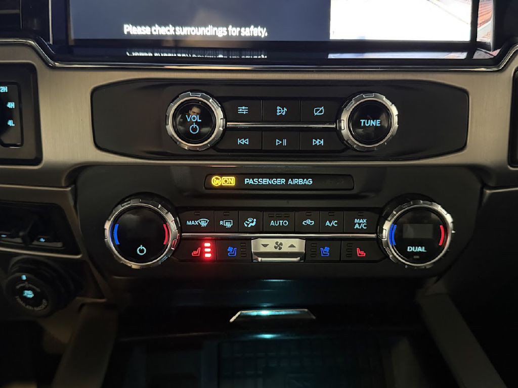 2022 Ford F-350 Image 26