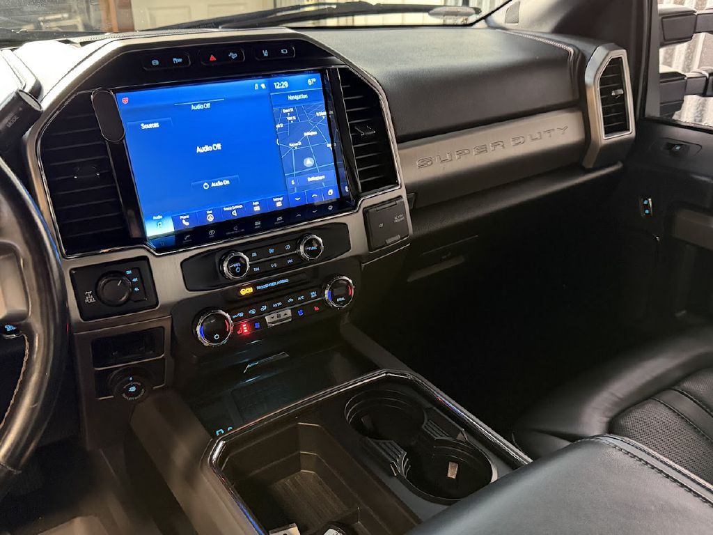 2022 Ford F-350 Image 29