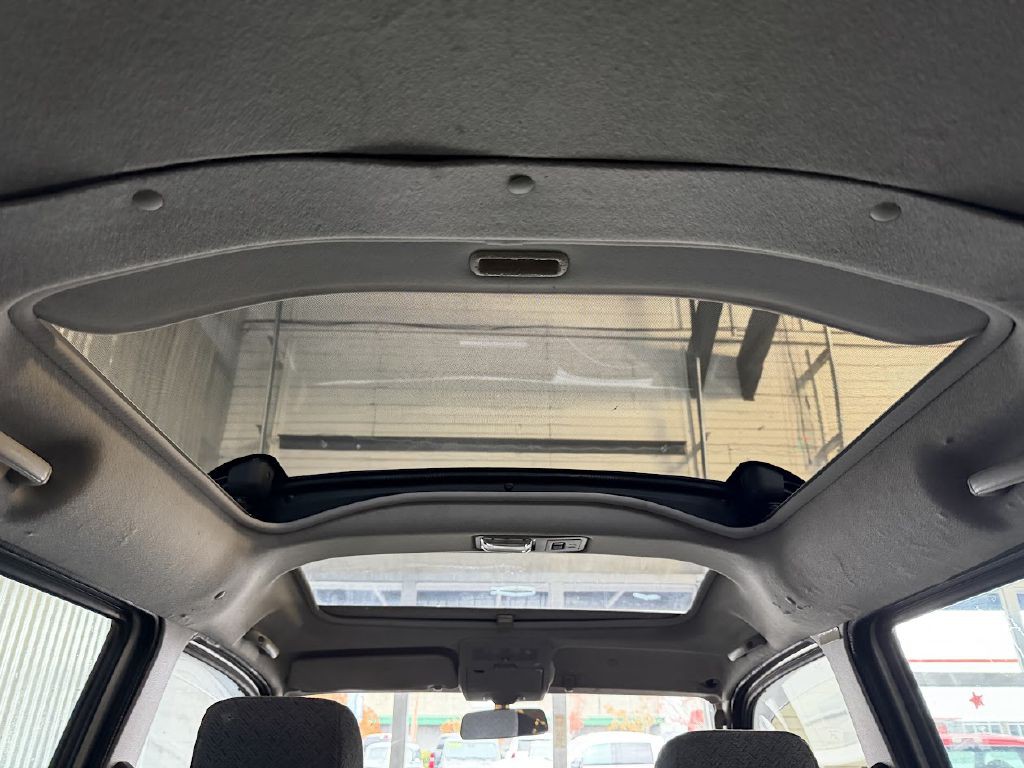 1995 Mitsubishi Bravo Image 21