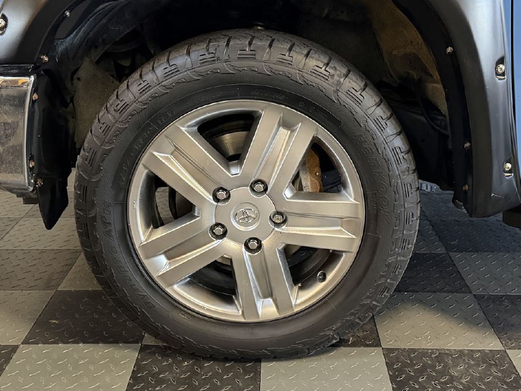 2019 Toyota Tundra Image 32