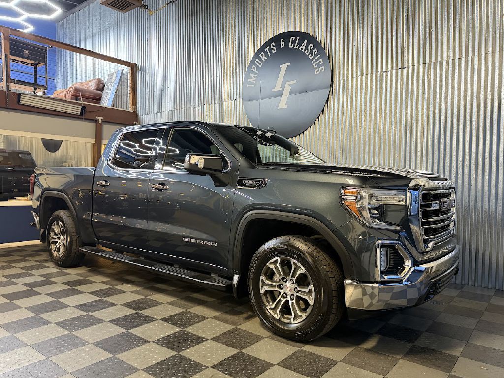 2019 GMC Sierra Image 2