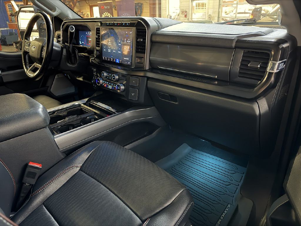 2023 Ford F-350 Image 14
