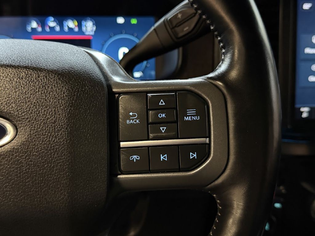 2023 Ford F-350 Image 21