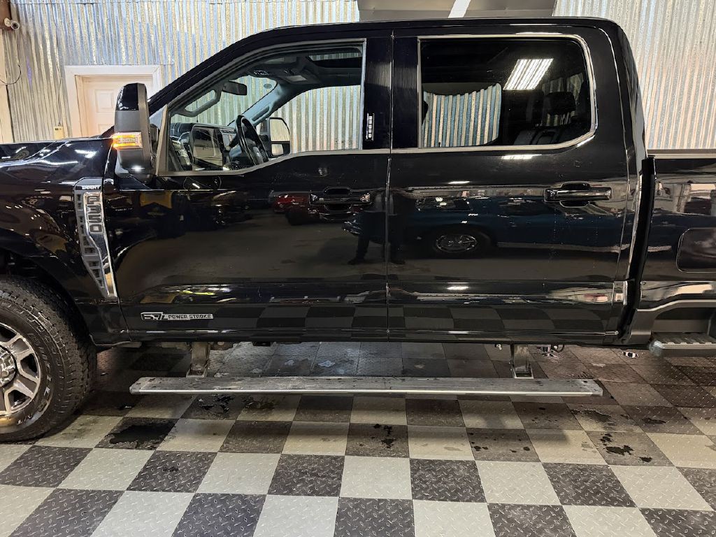 2023 Ford F-350 Image 31