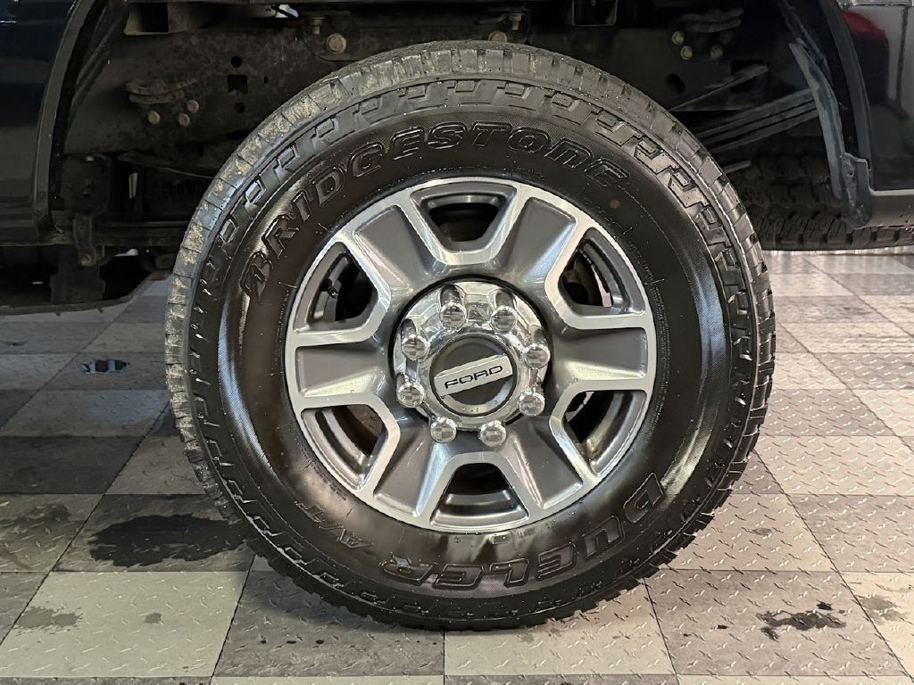 2023 Ford F-350 Image 39