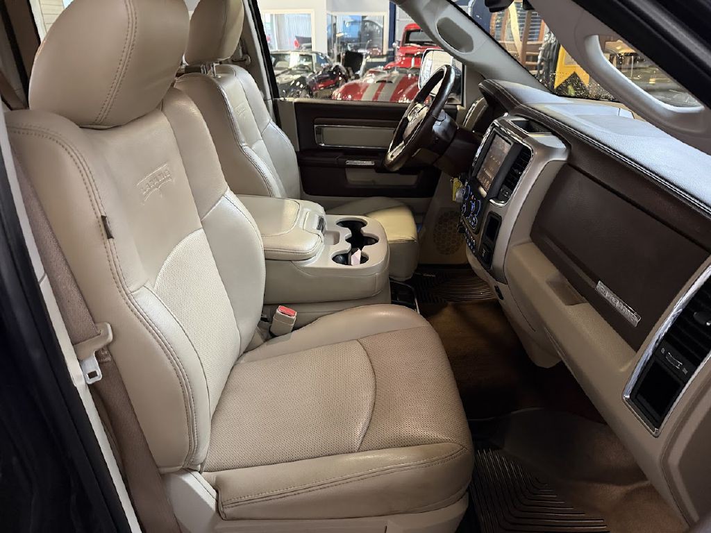 2017 RAM 1500 Image 16