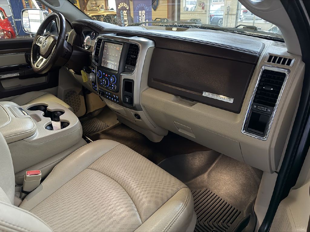 2017 RAM 1500 Image 17