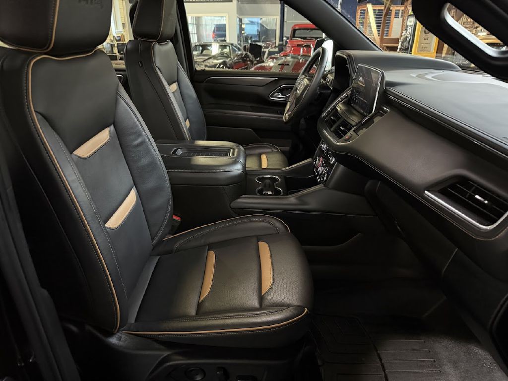 2024 GMC Yukon Image 13