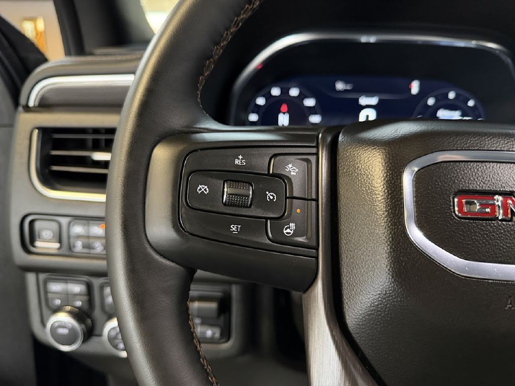 2024 GMC Yukon Image 20