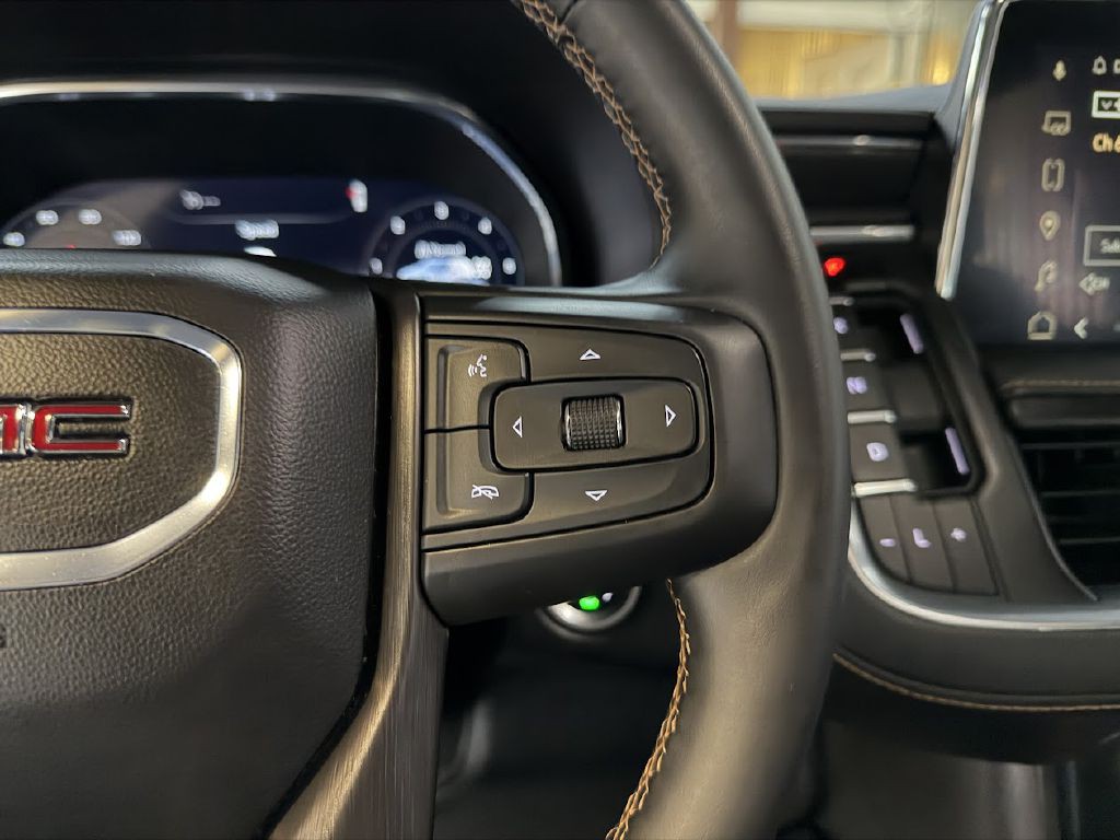 2024 GMC Yukon Image 21
