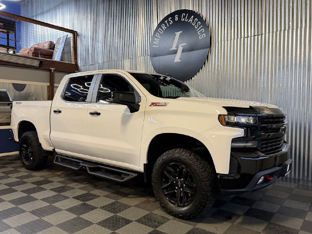 2021 Chevrolet Silverado 1500 Image 2