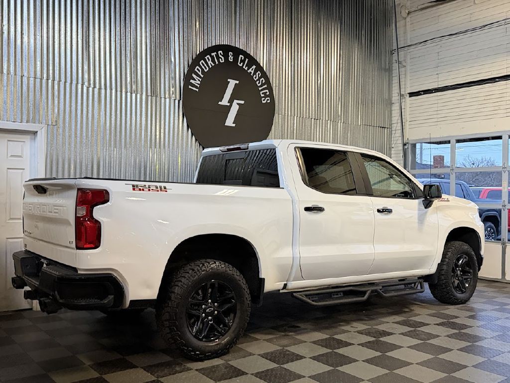 2021 Chevrolet Silverado 1500 Image 3