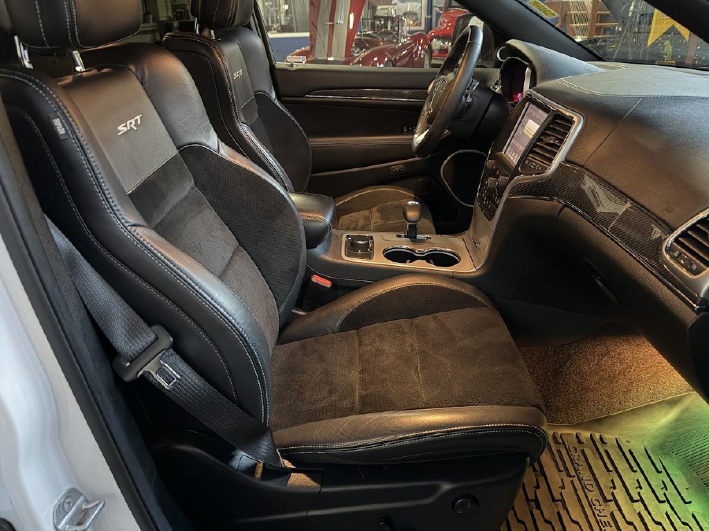 2014 Jeep Grand Cherokee Image 12