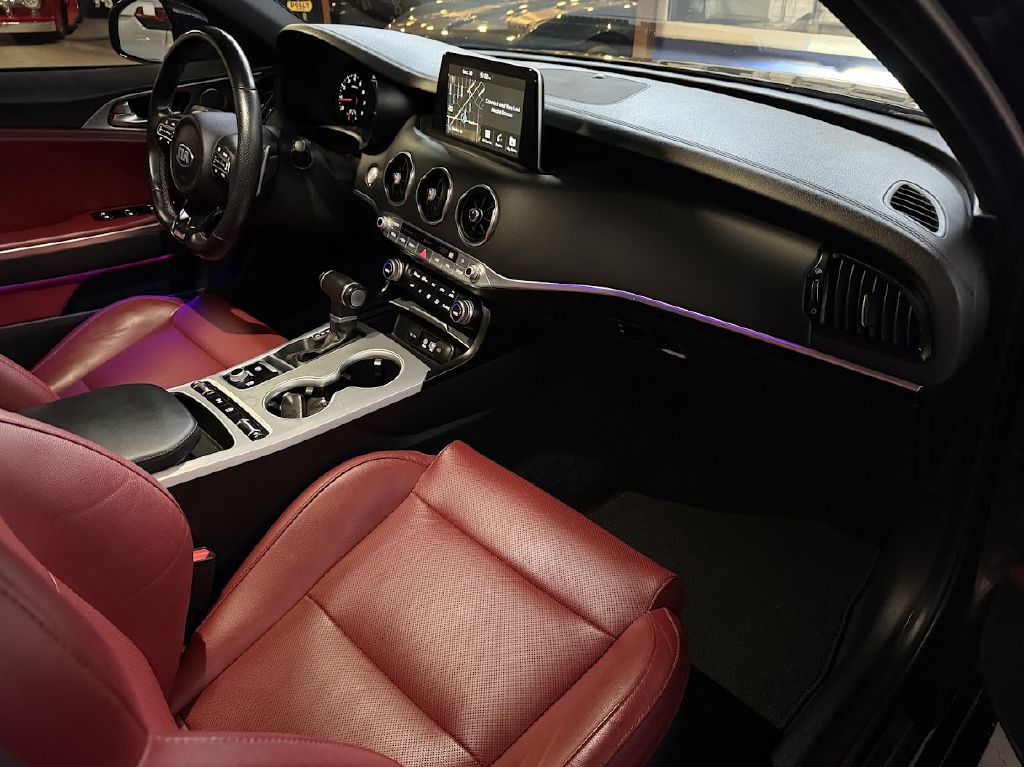 2018 Kia Stinger Image 13