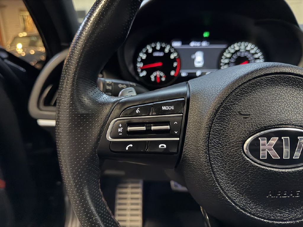 2018 Kia Stinger Image 19