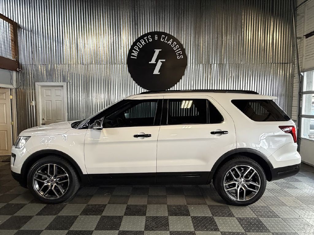 2019 Ford Explorer Image 8